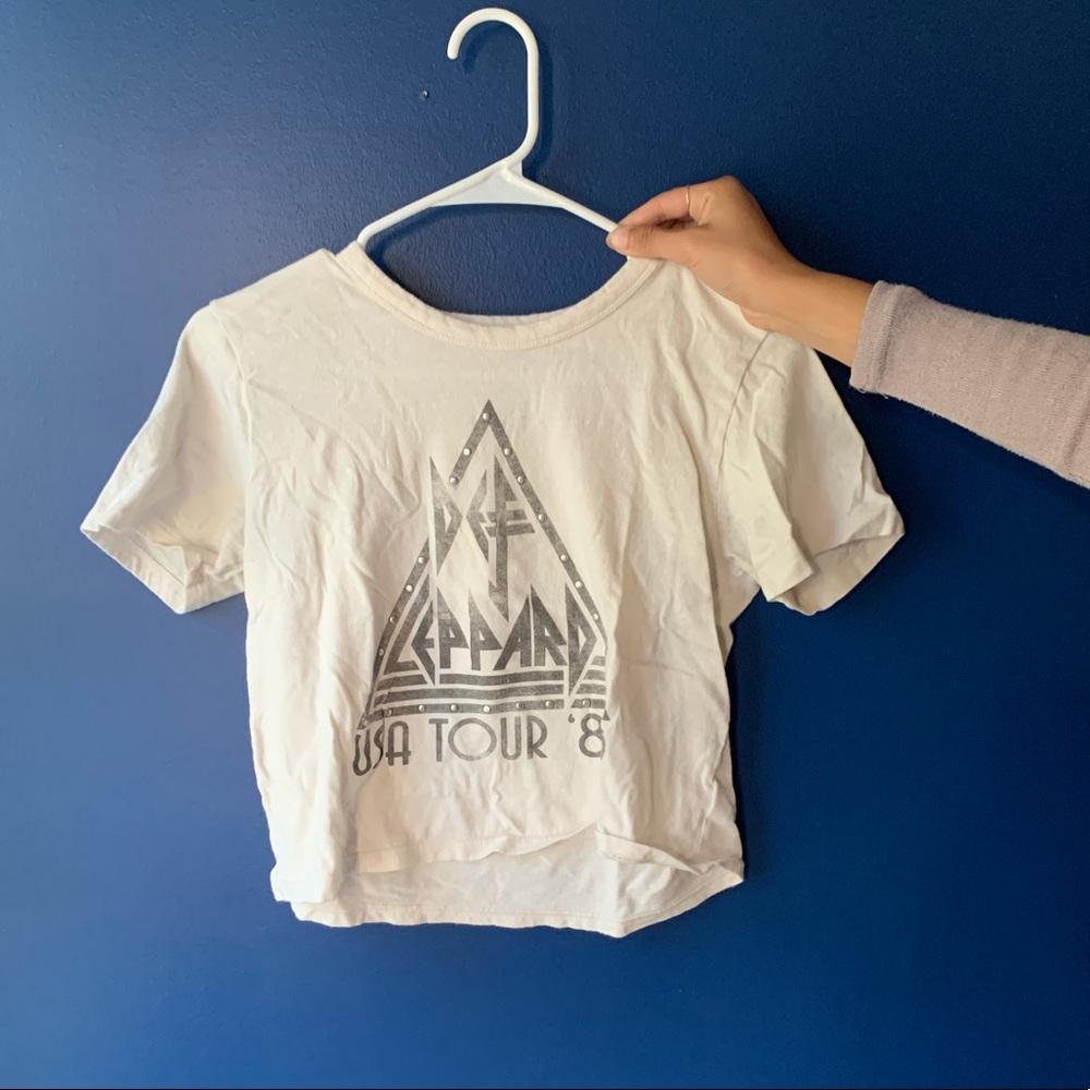 Def Leppard tee shirt